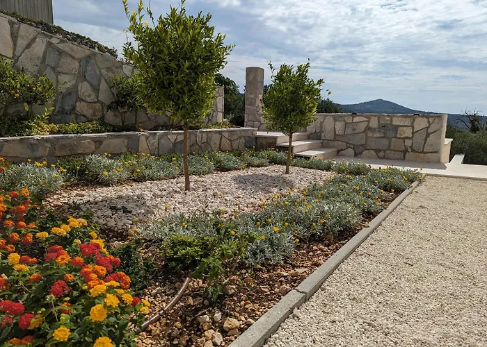 Villa Vinisce View