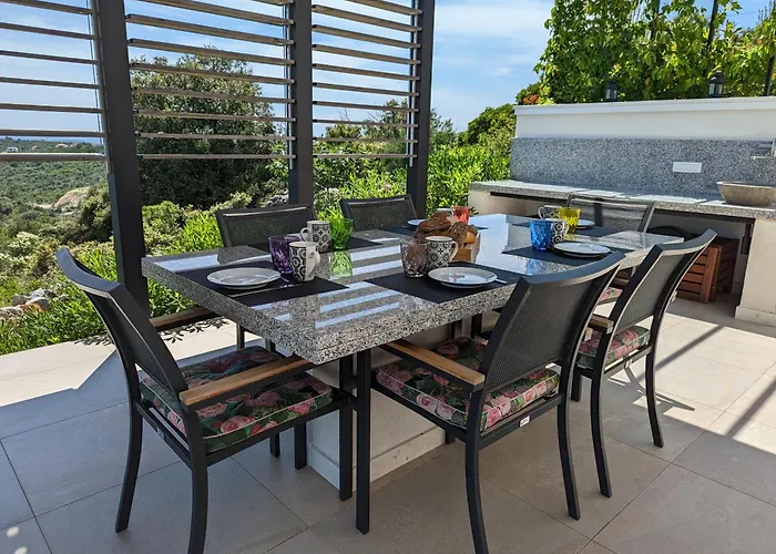 Villa Vinisce View